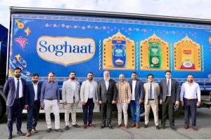 Federal Minister for Commerce, Jam Kamal Khan, visits Nouvo, a leading UK-based food distribution company, and meets with major retailers and distributors to promote Pakistani food products and strengthen commercial supply chains in the UK market.