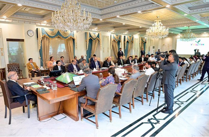 A delegation of overseas Pakistani students selected for URAAN Pakistan Summer Scholars Internship met with Prime Minister Muhammad Shehbaz Sharif