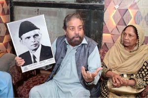 Former Federal Minister J. Salik addressing to the media persons during his visit