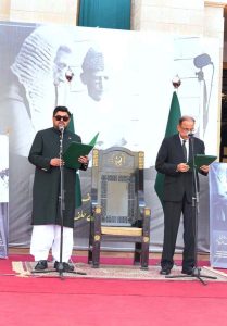 Sindh Governor Muhammad Kamran Khan Tessori administers the oath of office to Justice Muhammad Junaid Ghaffar as Chief Justice of the Sindh High Court at Governor House, the historic venue where Quaid-e-Azam Muhammad Ali Jinnah took oath as Governor General