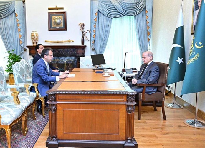 Minister for Power Division, Sardar Awais Ahmed Khan Leghari calls on Prime Minister Muhammad Shehbaz Sharif