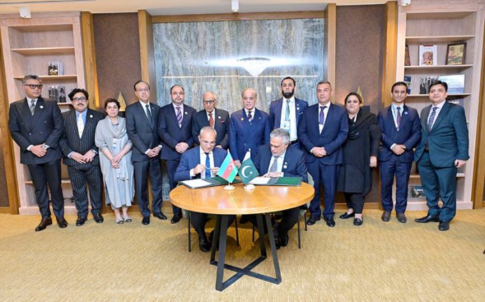 Prime Minister Muhammad Shehbaz Sharif witnesses the agreement signing between Pakistan and Azerbaijan regarding Azerbaijan's USD 2 billion investment in Pakistan's Economic Sector
