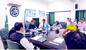 ederal Minister for Water Resources. Mian Muhammad Mueen Wattoo chairing a meeting on Water Challenges Demand Scientific Solutions during his visit to PCRWR Head Office.