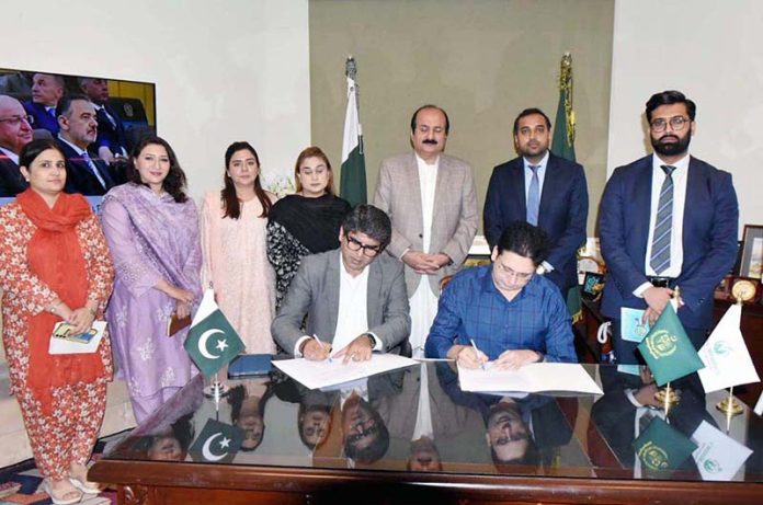 Chairman Prime Minister’s Youth Programme, Rana Mashood Ahmed Khan witnessed the LOI singing ceremony between Prime Minister's Youth Programme and Enablers