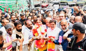 Federal Minister for Railways Muhammad Hanif Abbasi lays the foundation stone for Ratta Road’s reconstruction, including drainage restoration