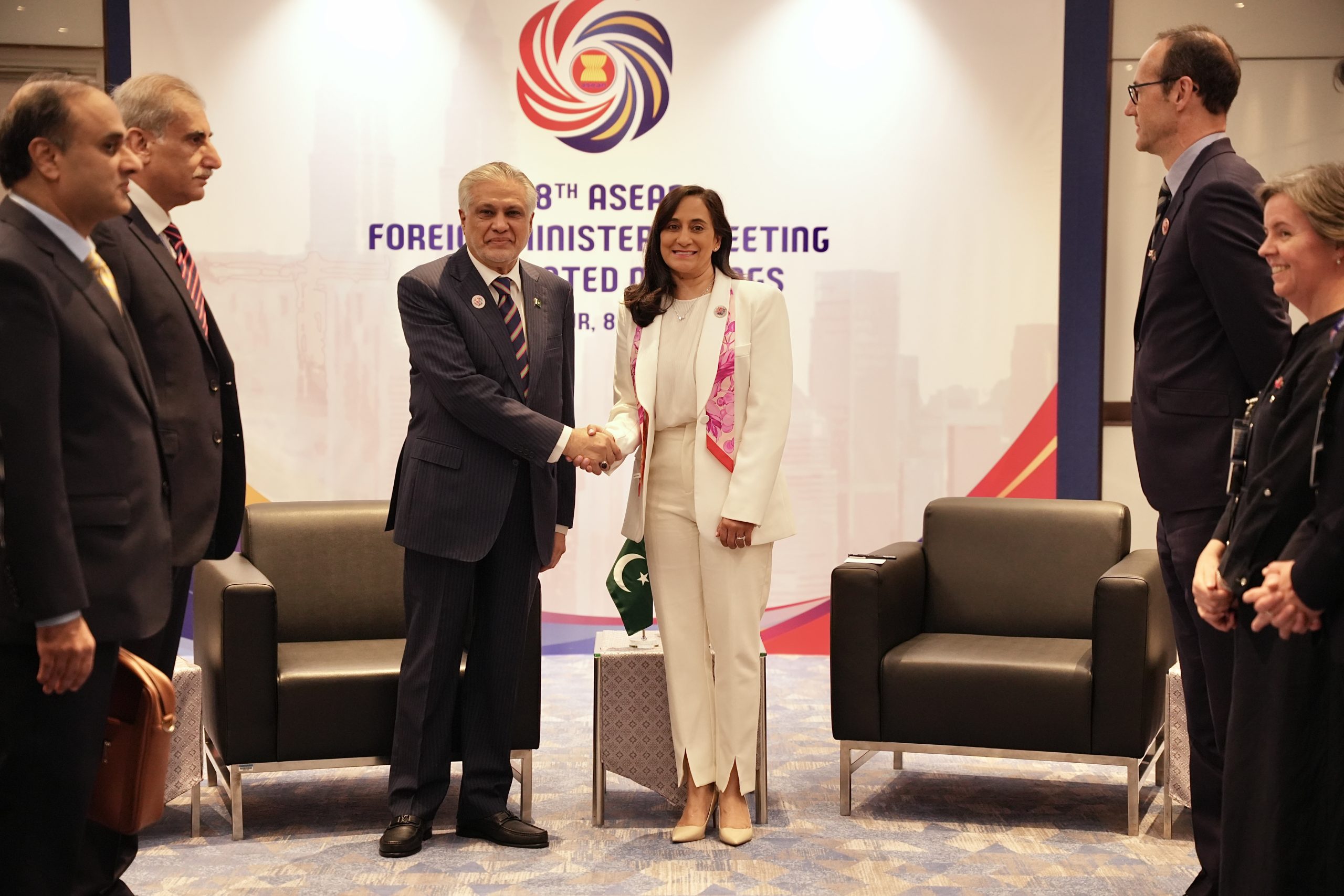 Pakistan, Canada agree to upscale bilateral economic, trade ties