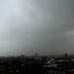 Dry, partly cloudy weather persists in Lahore