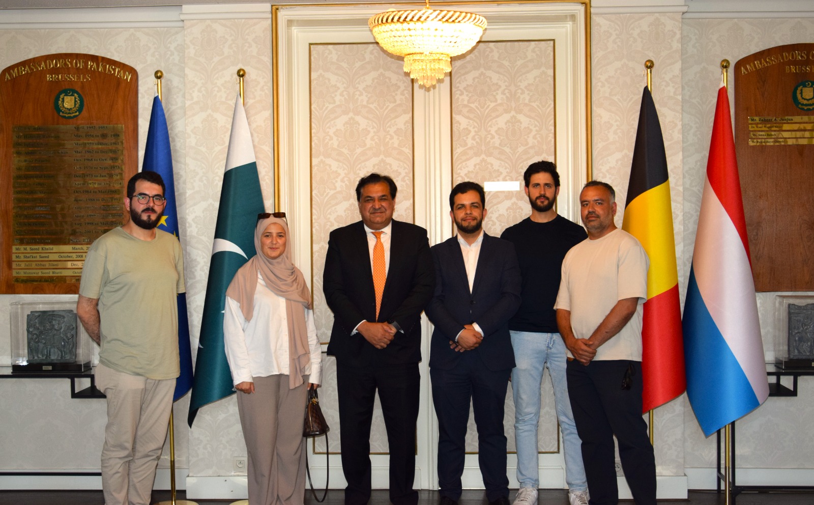 Amb Rahim meets Hungarian envoy in Brussels to discuss matters of mutual interests