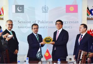 Pakistan-Kyrgyzstan sign multiple protocols, MoUs to deepen economic cooperation