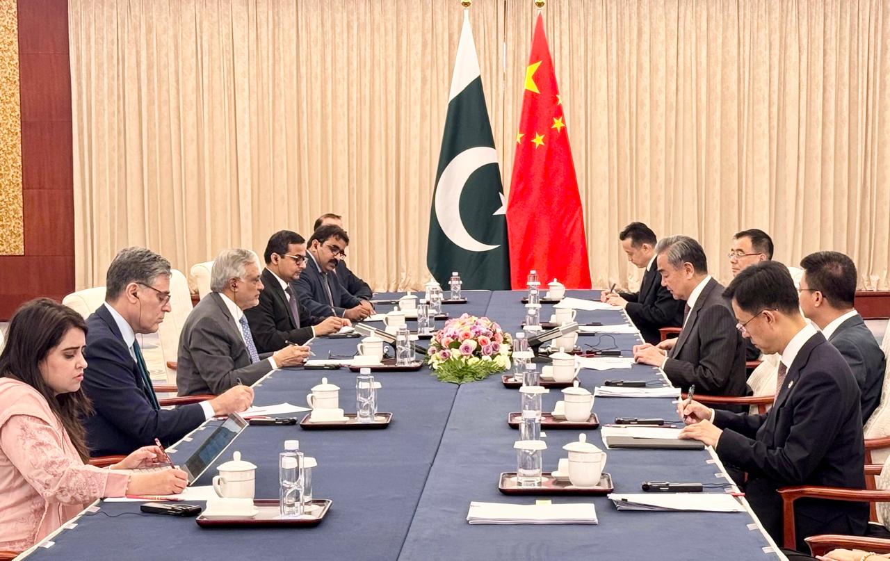 Pakistan, China vow to strengthen cooperation for regional peace, stability