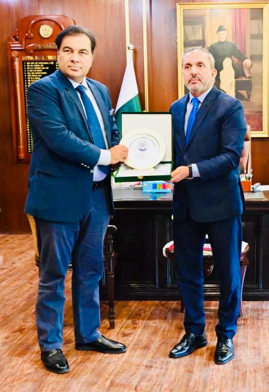 Islamabad, Baghdad set to become sister cities as Iraq envoy meets CDA chairman