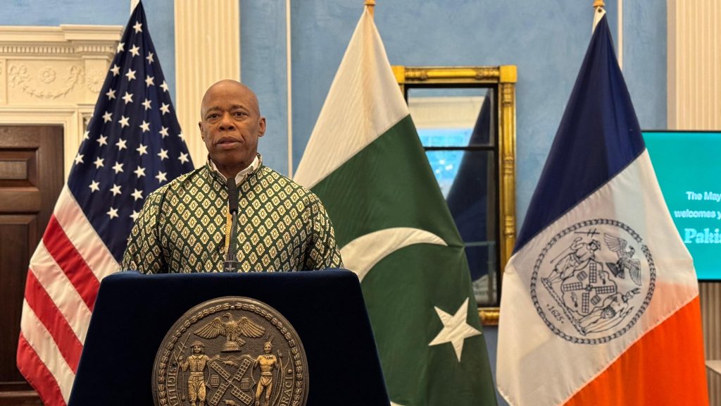 New York Mayor lauds diaspora’s role as he hosts first Pakistan Heritage Day reception