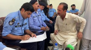 SSP Shoaib holds khuli Kachehri in Saddar Zone to address citizens’ grievances