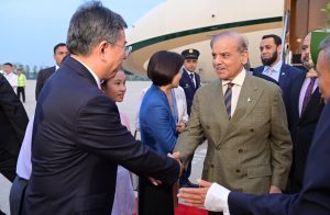 PM arrives in Tianjin to attend SCO summit