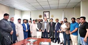 Federal Minister for Commerce Jam Kamal Khan meets APSGTA delegation; assures full government support for boosting Pakistan's gems and jewelry exports.