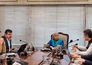 Sindh Health Minister Dr. Azra Fazal Pechuho chairs a meeting with an international delegation and donor partners to review preparedness for the PHV vaccination campaign in Sindh.