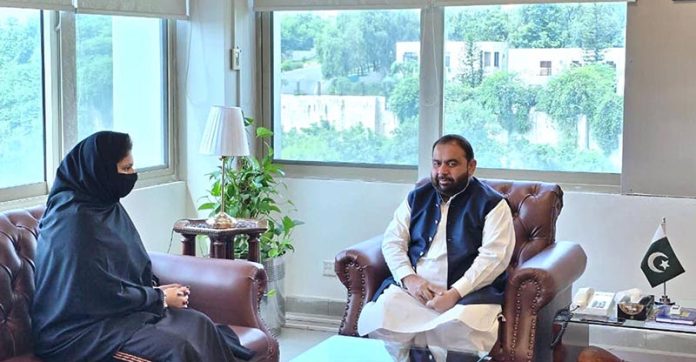 Chairperson National Assembly Standing Committee on National Heritage and Culture Division Syeda Nosheen Iftikhar calls on Federal Minister for National Heritage and Culture Division Aurangzeb Khan Khichi