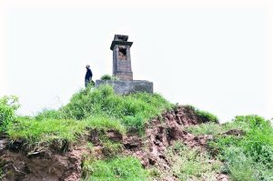 A historic World War I memorial in Islamabad is at risk of being demolished to make way for a new housing project. The monument, erected by the British Empire after 1914 to honour local soldiers who fought in the Great War, stands on Kuri Road but now faces imminent destruction due to development plans by the Capital Development Authority (CDA). CDA is planning to level a mound in the area as part of a joint project, which threatens the preservation of this historic site,” said an official in the Department of Archaeology and Museums (DOAM).
