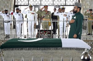 Corps Commander Karachi Lieutenant General Muhammad Avais Dastgir saluting after laying floral wreath and offering fateha at Mazar-e-Quaid in tribute to the Father of the Nation Quaid-e-Azam Muhammad Ali Jinnah during the 78th Independence Day of Pakistan celebrations
