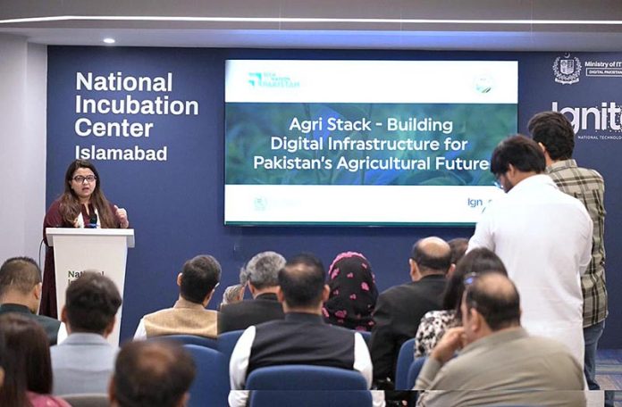 The Ministry of Information Technology & Telecomunication (MolITT), in collaboration with the Ministry of National Food Security & Research (MNFSR), the Land Information & Management System (LIMS), and Special Investment Facilitation Council (SIFC) hosted a high-level stakeholder consultation titled 