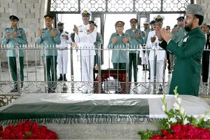 Sindh Inspector General of Police (IGP) Ghulam Nabi Memon along with Additional Inspector General Karachi Police Javed Alam Odho, DIG’s SSP’s and others officials offering fateha after laying floral wreath on the grave of Quaid-e-Azam Muhammad Ali Jinnah to mark the 78th Independence Day of Pakistan at Mazar-e-Quaid
