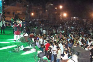 Sindh Governor Kamran Tessori addressing participants during the mega event of Pakistan Independence Day and ‘Maarka-e-Haq’ grand celebration at Bag-e-Musta Ground. APP/AKS/MAF/TZD/SSH