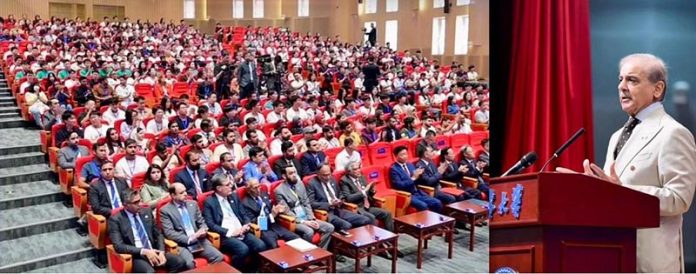 Prime Minister Muhammad Shehbaz Sharif addresses the faculty and students of Tianjin University