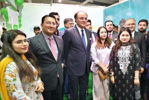 Federal Minister for Finance Senator Muhammad Aurangzeb along Dr. Ramesh Kumar Vankwani, MNA, Former State Minister, Patron-in-Chief of the Pakistan Hindu Council and others inaugurate the PHC Job Fair & Education Expo at Expo Center.