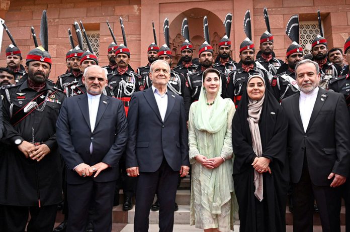Following a solemn wreath-laying ceremony at Mazar-e-Iqbal in honor of Dr. Muhammad Iqbal, Iran’s President Dr. Masoud Pezeshkian and Punjab Chief Minister Maryam Nawaz Sharif joined their delegations for a commemorative group photo, celebrating the legacy of the ‘Poet of the East