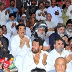 Chairman Senate Syed Yousuf Raza Gilani offering dua during Qul Khawani of his cousin, former Federal Minister Syed Tanveer-ul-Hassan Gillani, at Mosa Pak shrine