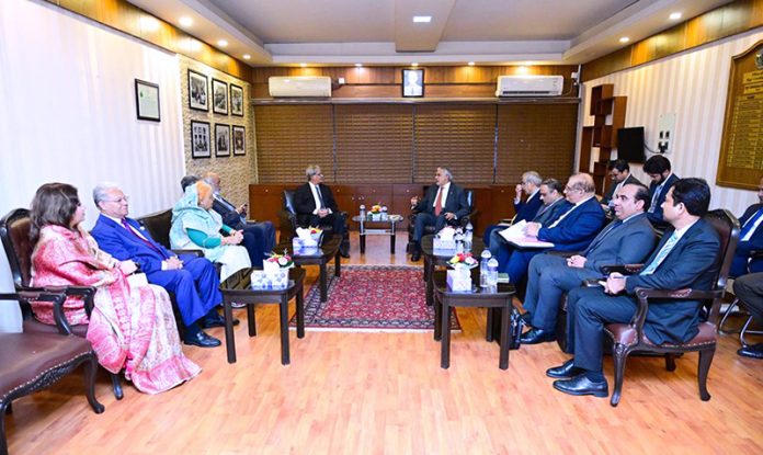 Deputy Prime Minister and Foreign Minister, Senator Mohammad Ishaq Dar, meets with a delegation from the Bangladesh Nationalist Party (BNP), led by its Secretary General, Mirza Fakhrul Islam Alamgir 