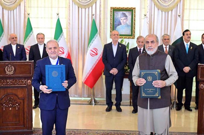 A ceremony of exchange of MoUs for various sectors between Pakistan and Iran