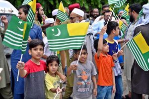A large number of people participating in a rally to observe Youm-e-Istehsal (Day of Exploitation), at Karachi Company organized by Jamaat e Islami, highlighting the plight of Indian Illegally Occupied Jammu and Kashmir.