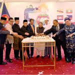 Federal Minister for National Heritage and Culture, Aurangzeb Khan Khichi and the representatives of ASEAN cutting cake at the “58 ASEAN Day” celebration towards an inclusive & Sustainable ASEAN Future