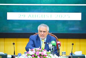 Deputy Prime Minister and Foreign Minister, Senator Mohammad Ishaq Dar, addressing a media briefing.
