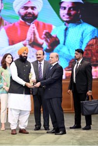 Prime Minister Muhammad Shehbaz Sharif presents awards for recognition of services in various sectors, of individuals from minority communities, at the ceremony on International Youth Day.
