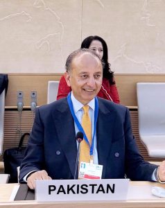 Federal Minister for Climate Change and Environmental Coordination, Dr. Musadik Malik addressing the Informal Ministerial Dialogue on “Investment Opportunities for a Circular Economy in the Context of the Global Plastic Treaty”, during the Fifth Session of the Intergovernmental Negotiating Committee on Plastic Pollution (INC-5.2).