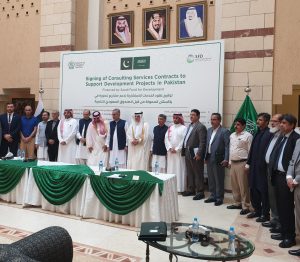 Saudi Arabia reaffirms unwavering support for Pakistan, inks $121 mln deals for health, energy projects
