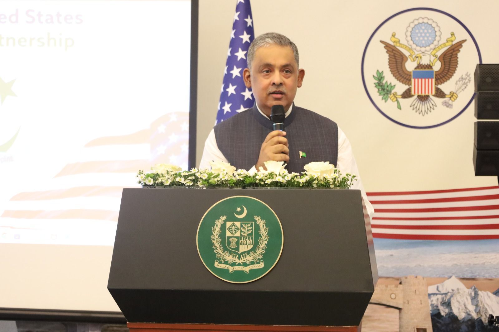 Diplomatic missions celebrate Pakistan's 79th Independence Day with traditional zeal