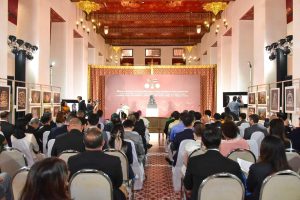 Pakistan gifts Fasting Buddha replica to Thailand