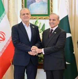Pakistan, Iran keen to boost bilateral trade volume to $10bn: PM 