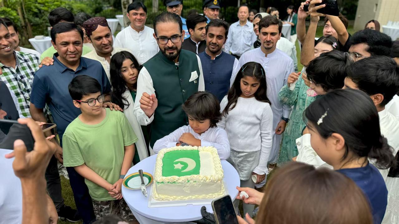Diplomatic missions celebrate Pakistan's 79th Independence Day with traditional zeal