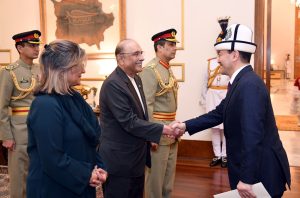 Envoys of five countries present credentials to President Zardari