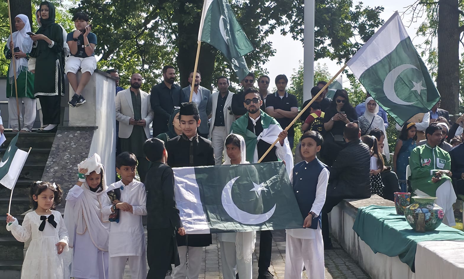 Diplomatic missions celebrate Pakistan's 79th Independence Day with traditional zeal