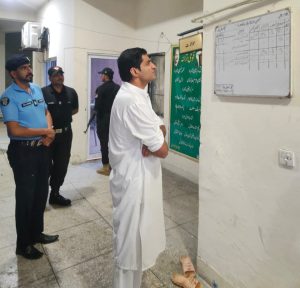 SSP Operations Shoaib pays surprise visit to Khanna Police Station