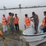 Pakistan Rangers carry out emergency rescue operation to assist flood victims