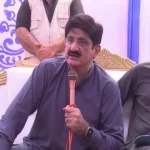 Sindh CM addresses media at Sukkur Barrage