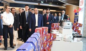President Zardari visits Kashgar Free Trade Zone