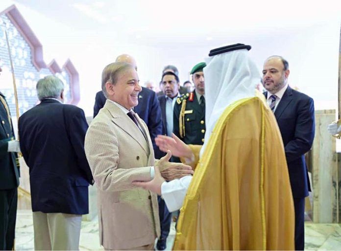 Deputy Governor of Riyadh H.E. Muhammad bin Abdulrahman bin Abdulaziz sees Prime Minister Muhammad Shehbaz Sharif off at Riyadh Airport