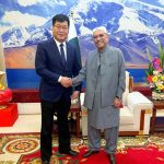 President Asif Ali Zardari shaking hands with Dr Yunchun Yang, Owner and CEO of Serene Air, during a meeting